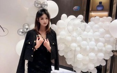 汤灿的老公是谁